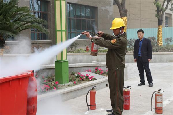 關于聚氯乙烯含氟螢丹（PF-01防腐涂料）在我公司應用簡介